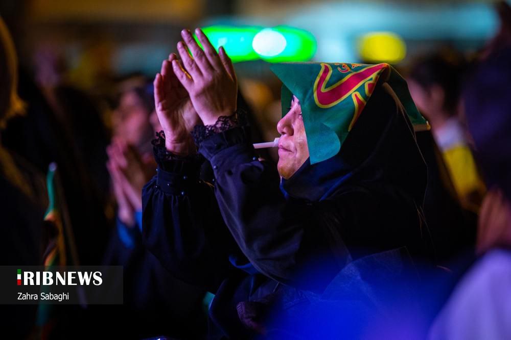 عکس/ جشن بزرگ عید بیعت در میدان امام حسین (ع)