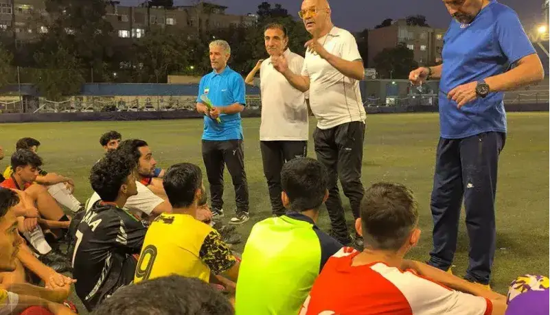 شور و شوق استقلال زاهدان در نازیآباد