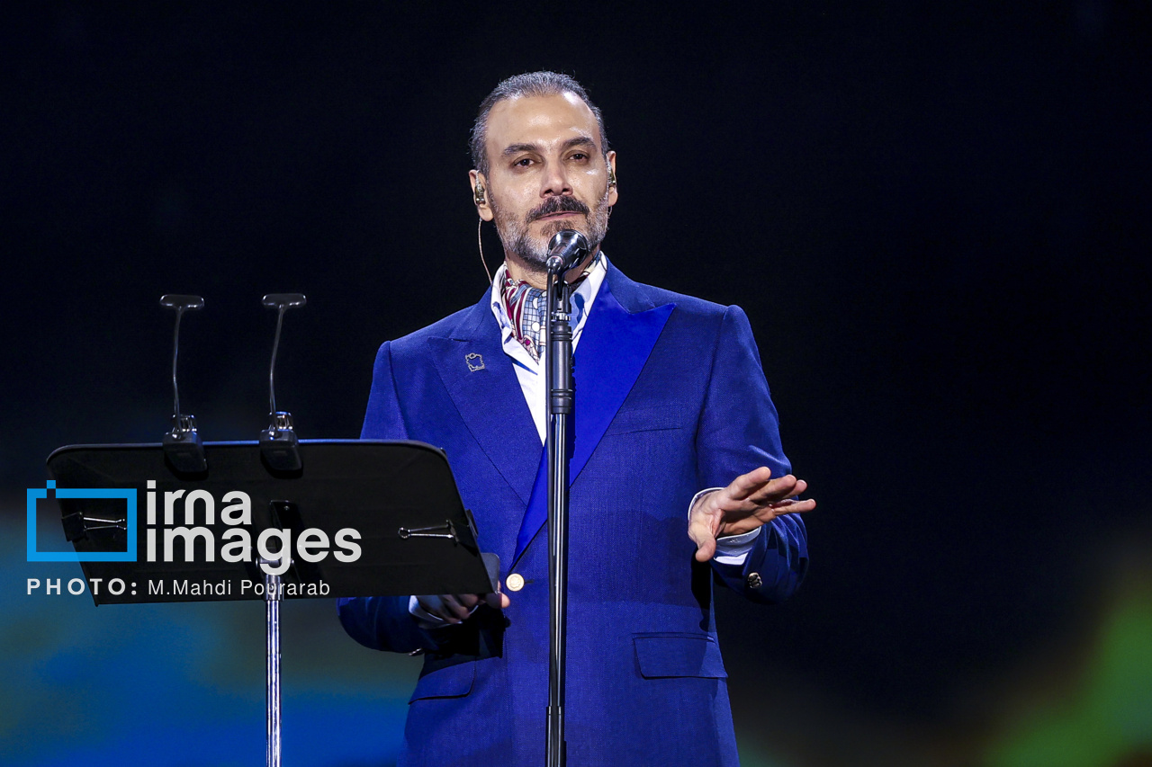 کنسرت «ایرانم» علیرضا قربانی