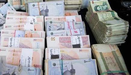 نقدینگی ۳۲ درصد بیشتر شد