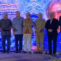 خاطره کمال تبریزی از اولین نمایش «سرزمین مادری»؛ اکبر نبوی تجلیل شد