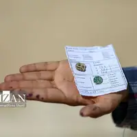 کشف ۱۰۰ سکه تاریخی در دل کمرزرین اصفهان  