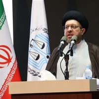 قضاوت و وکالت، مکمل هم در مسیر تحقق عدالت هستند