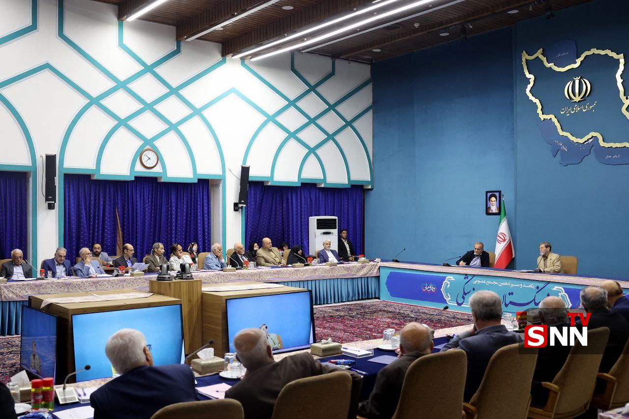 عکس/ رئیس جمهور در مجمع عمومی فرهنگستان علوم پزشکی