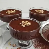 طرز تهیه پودینگ شکلاتی، دسری جذاب و خوشمزه