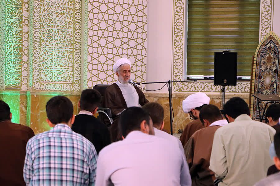 جلسه درس اخلاق کاظم صدیقی؛ حوزه علمیه ازگل