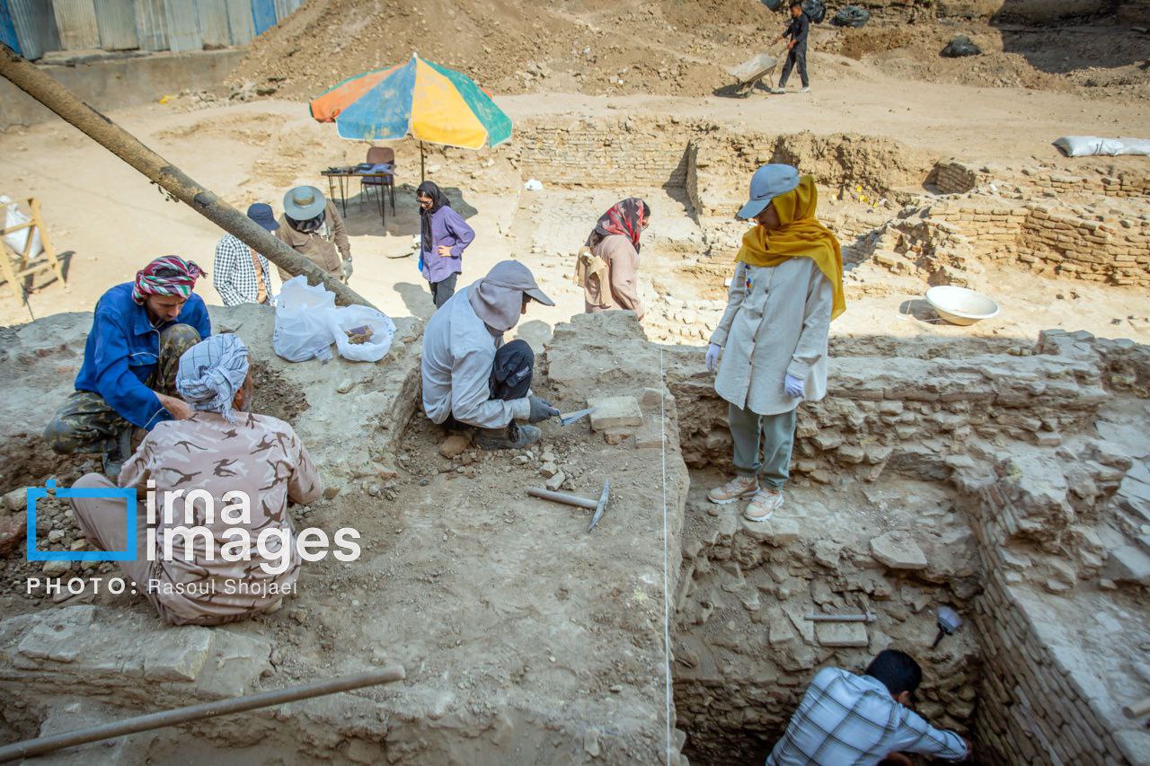  ​​​​​​​کاوش در محوطه تاریخی «کمرزرین» اصفهان  
