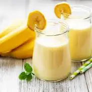شیرموز کافی شاپی با یک تزیین خوشگل و دلبر
