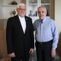 عارف به دیدار معاونین اول سابق و خانواده‌های آنان رفت