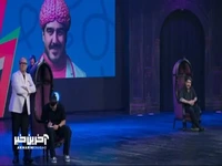 رامبد خطاب به انتقاد کننده: طراحی صحنه نظر من بوده گیر الکی نده