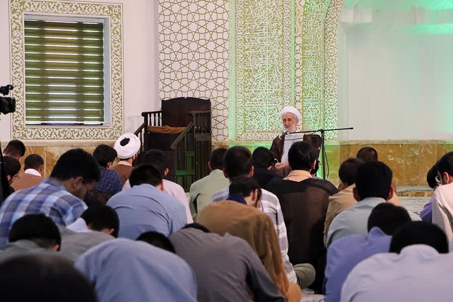 جلسه درس اخلاق کاظم صدیقی؛ حوزه علمیه ازگل