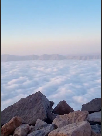 دریای ابر در ارتفاع ۴۲۳۲ متری دماوند