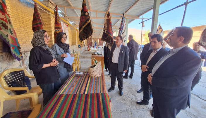 نمایشگاه دستاوردهای بخش تعاون در لرستان برپا شد