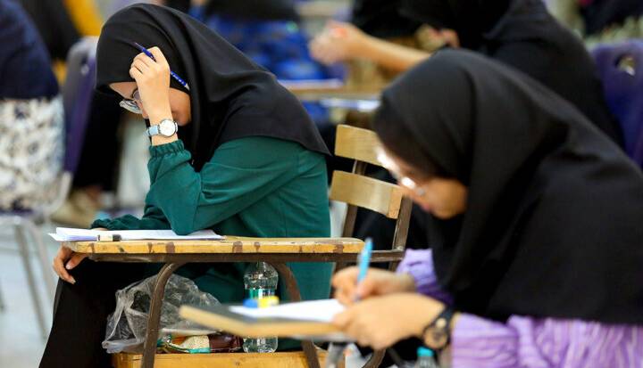 رقابت پولدارها برای قبولی در دانشگاههای رایگان