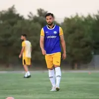 مهاجم استقلالی به امارات رفت!