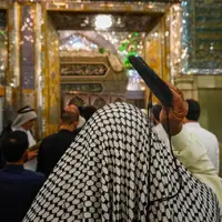عطر حضور زائران در حرم مطهر علوی