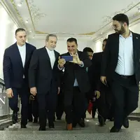 همایش ملی توانمندی‌ها و فرصت‌های سرمایه‌گذاری مناطق آزاد و تجاری ایران 