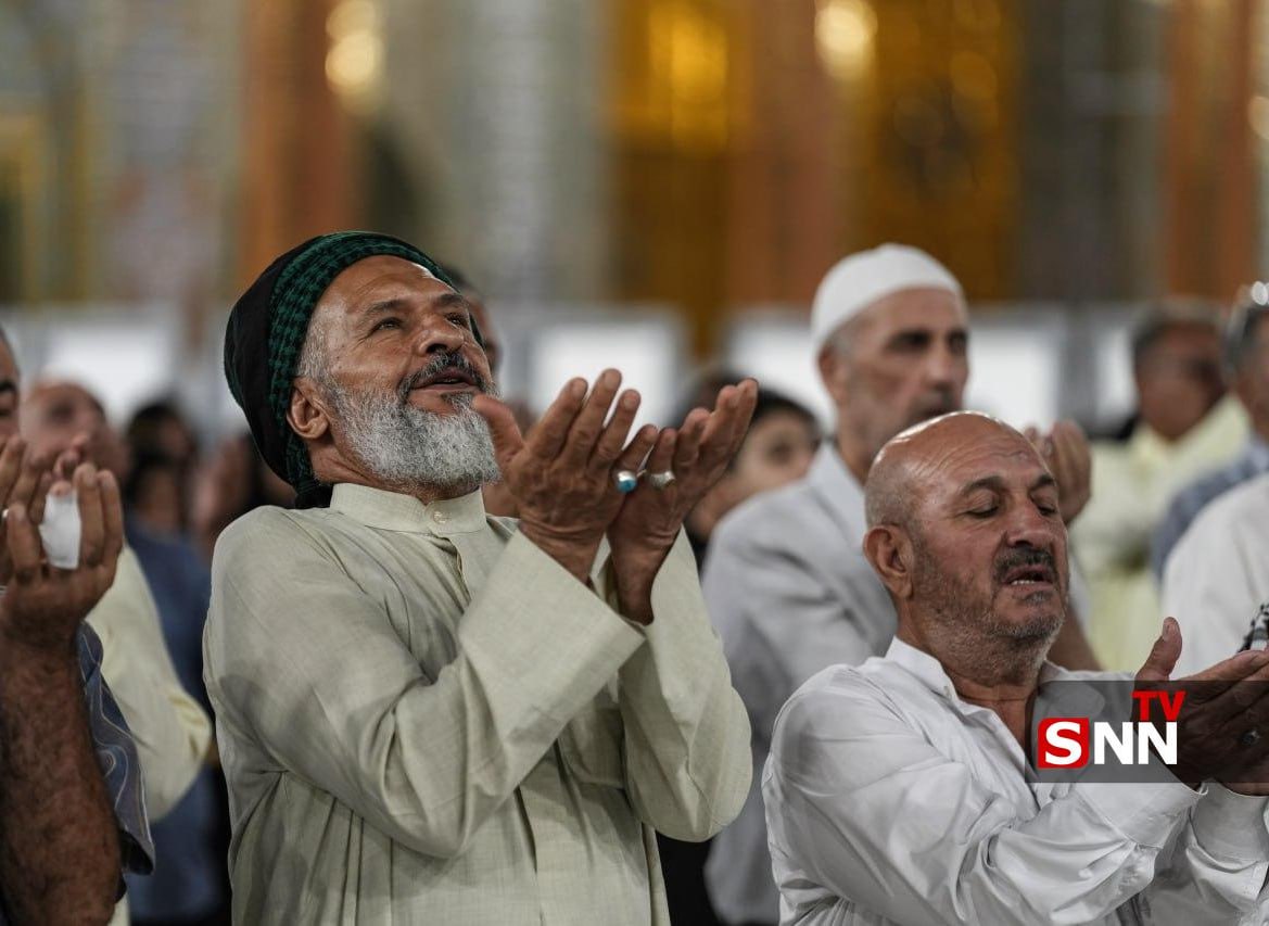  برگزاری نماز جماعت آیات در صحن حرم شریف کاظمین  