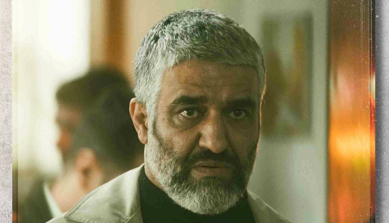 حذف تصویر پژمان جمشیدی از بیلبوردهای «محکوم»