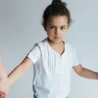 چگونه فرزندان طلاق می‌توانند از بحران، پلی برای رشد بسازند؟