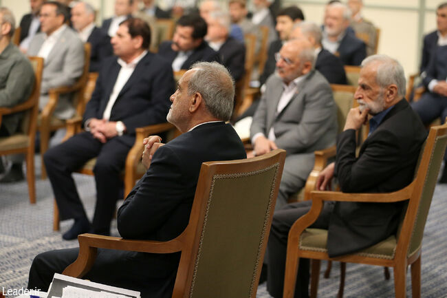 سرمقاله همشهری/ پیشنهادی به دولت برای روایت قدرت