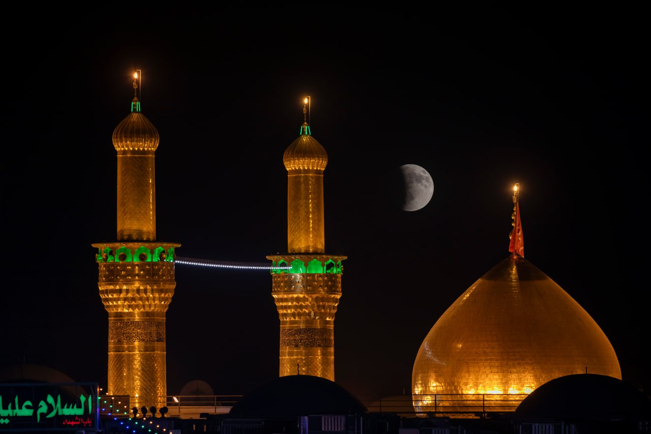 عکس/ تصاویری از ماه‌گرفتگی شب گذشته در آستان حضرت ابوالفضل‌العباس (ع)