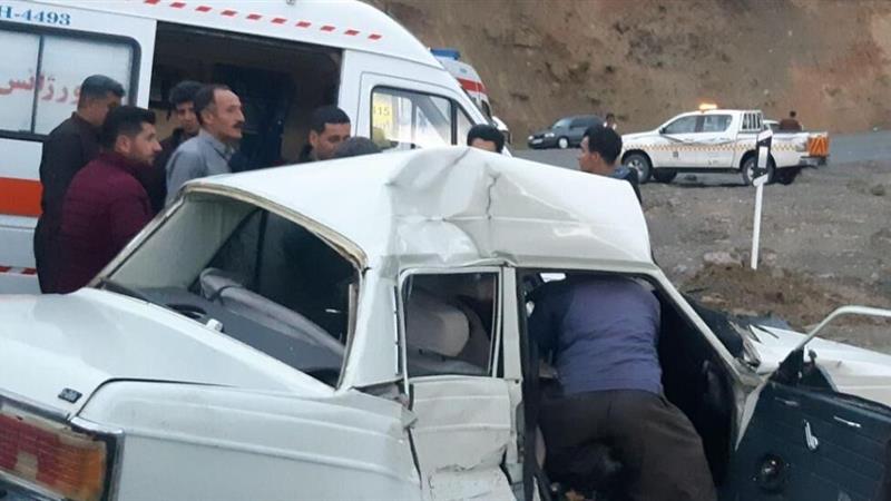 مصدومیت ۱۱ نفر بر اثر حادثه رانندگی در کردستان