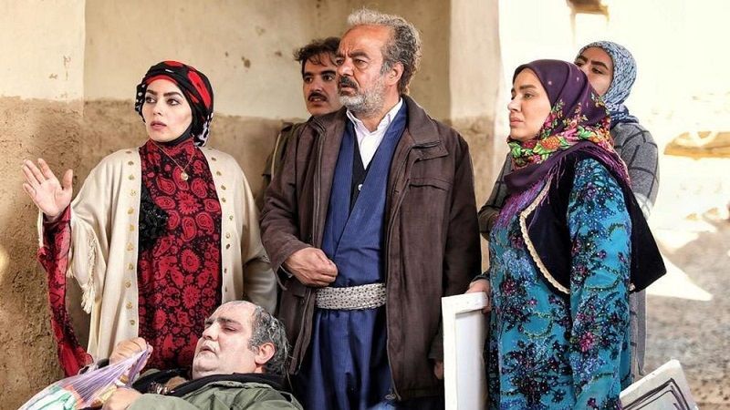 سلطانیِ حقه‌باز و نورالدین در پشت صحنه «نون خ»