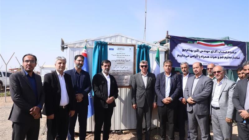 فاز نخست نیروگاه خورشیدی سلفچگان قم افتتاح شد