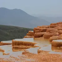 چشمه‌های پلکانی باداب سورت