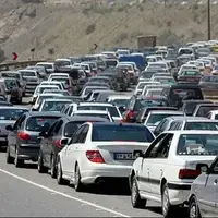 تداوم ترافیک فوق سنگین در جاده چالوس