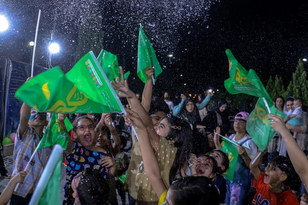  گذر هنر نبوی در حافظیۀ شیراز