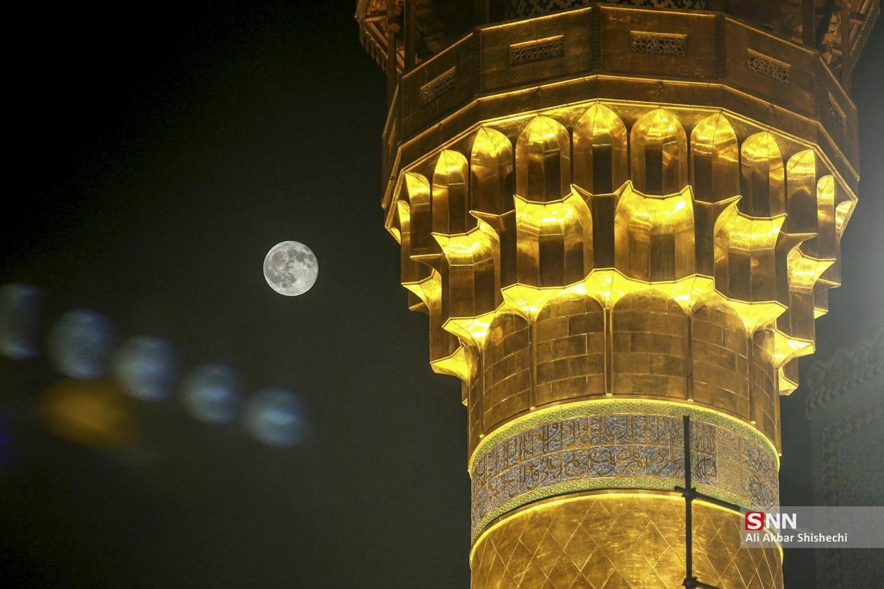 عکس/ حرم امام رضا(ع) در شب میلاد پیامبر اکرم(ص)