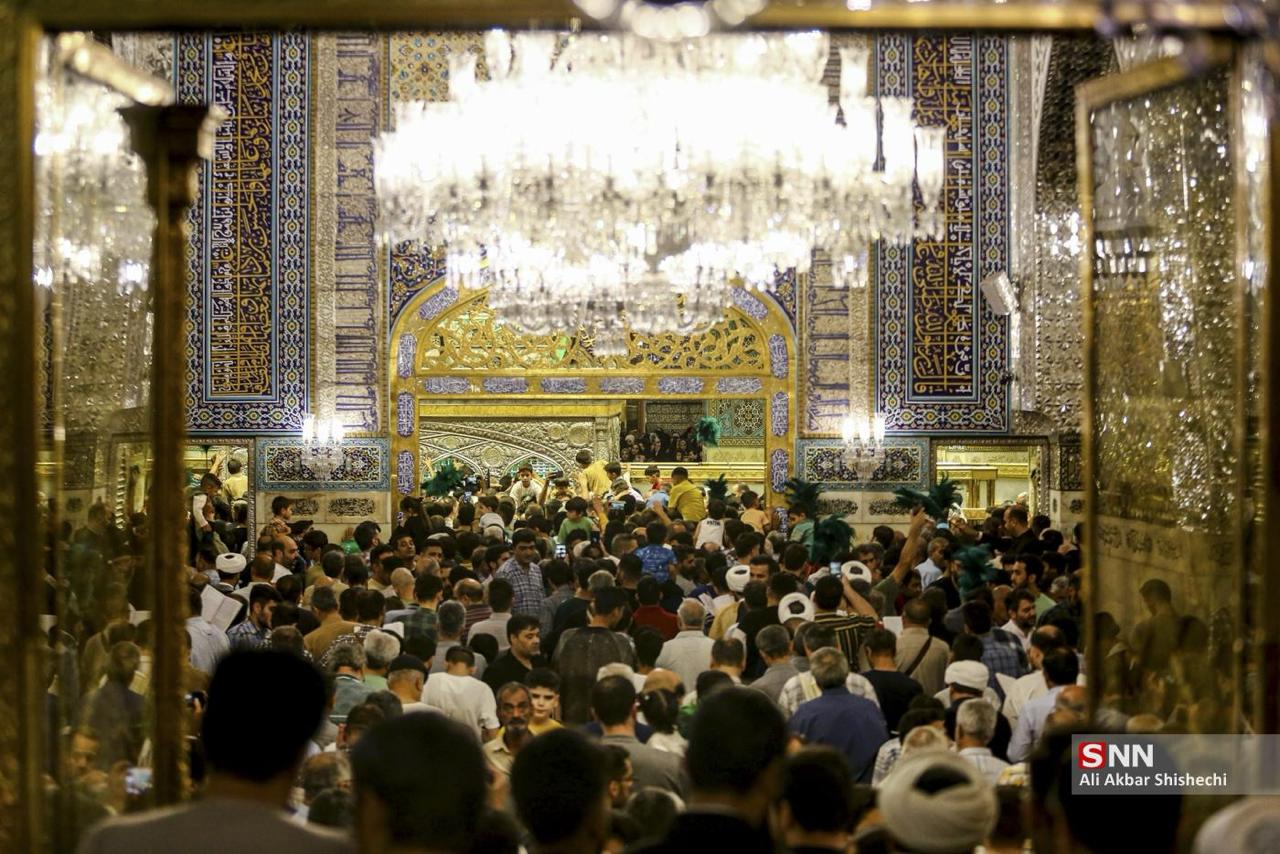 عکس/ حرم امام رضا(ع) در شب میلاد پیامبر اکرم(ص)