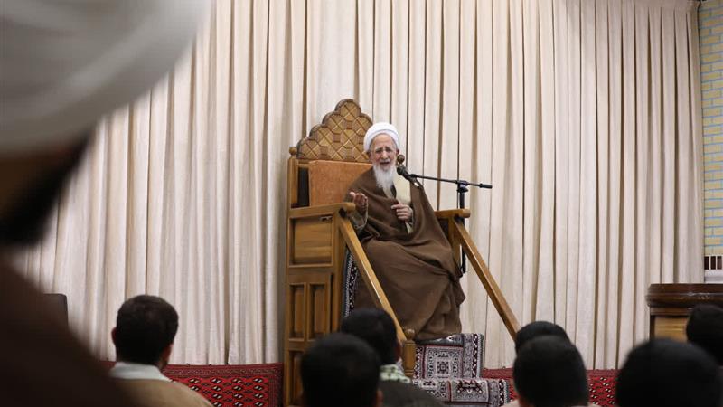 آیت‌الله جوادی آملی: طلاب باید وارثان راستین قرآن و عترت باشند