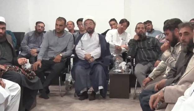 تاکید بر وحدت امت اسلام در دیدار امام جمعه قزوین با اتباع افغانستانی