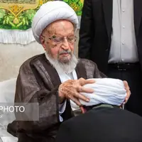  جشن و عمامه گذاری طلاب در روز میلاد پیامبر اکرم(ص) و امام جعفر صادق(ع)