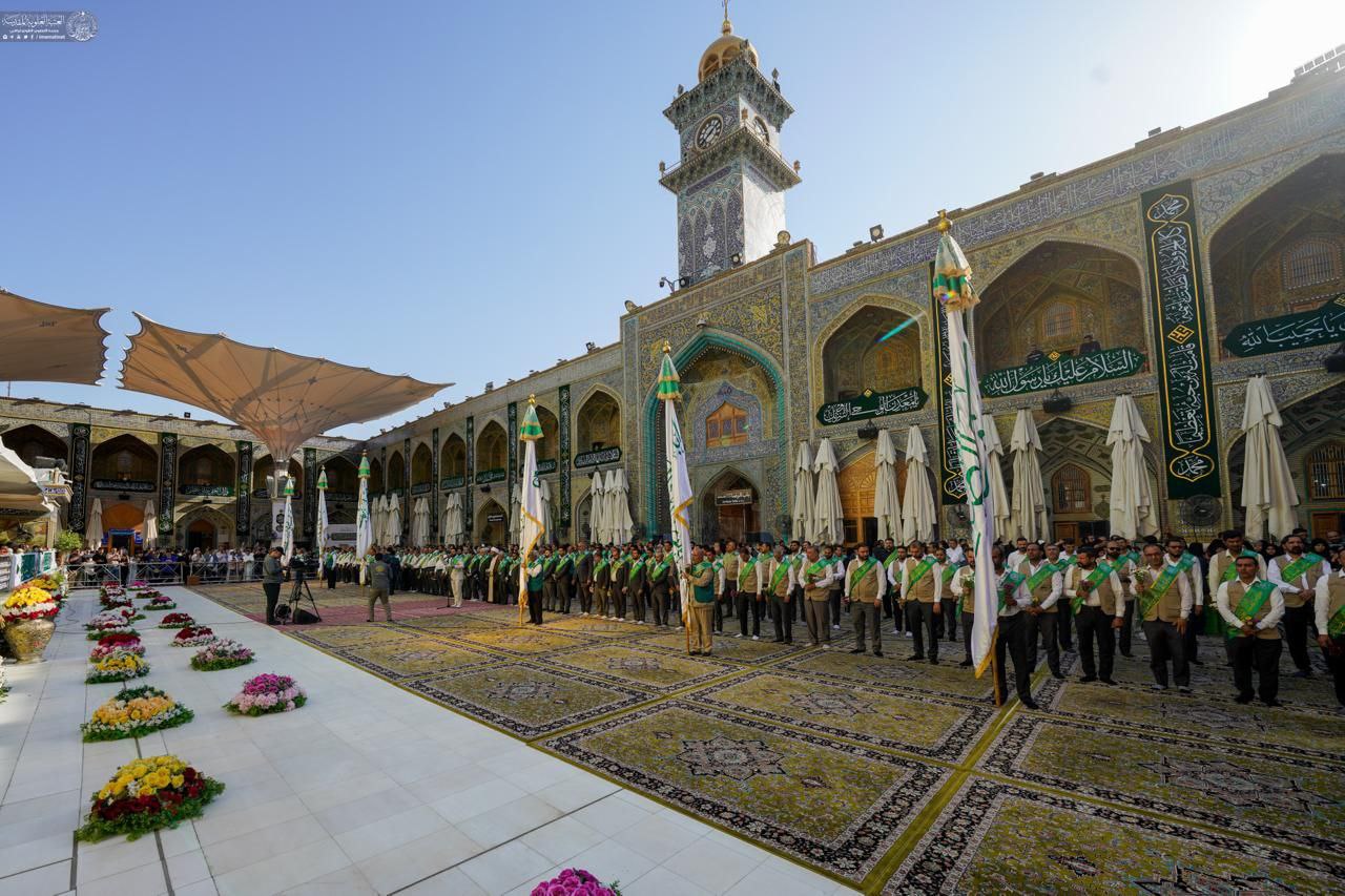 جشن میلاد پیامبر رحمت در حرم امیرالمؤمنین علیه‌السلام