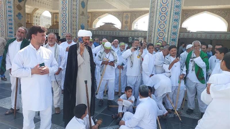 از یزد تا حریم قدس رضوی/ عاشقان پیاده به مقصد عشق رسیدند
