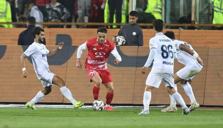 هافبک ملی‌پوش پرسپولیس بالاخره آماده بازی شد