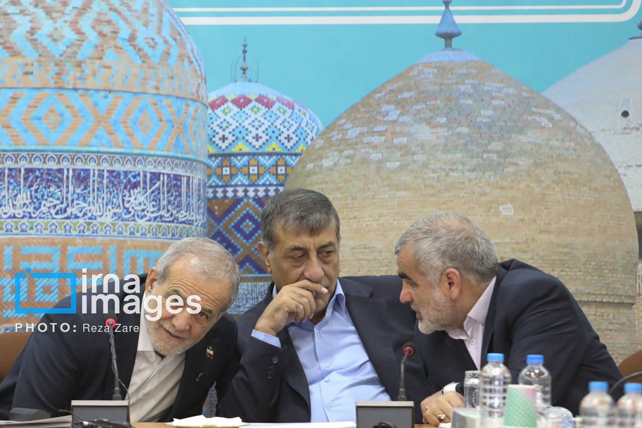  عکس/ ​​​​​​​سفر رئیس‌جمهور به استان اردبیل  
