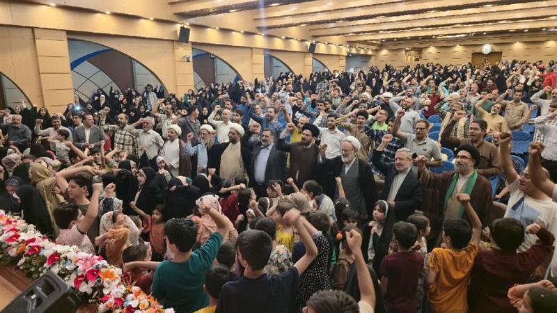 قم مبدا نامگذاری یکهزار وپانصدمین سال میلاد پیامبراکرم(ص) در جهان اسلام شد