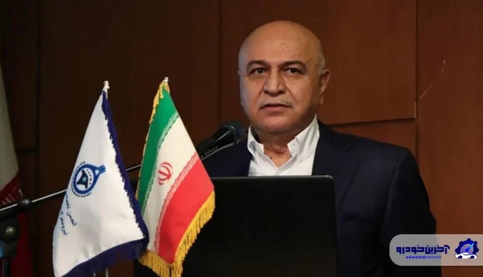 عرضه خودرو در بورس کالا تنها راه رهایی از قیمت‌گذاری دستوری است