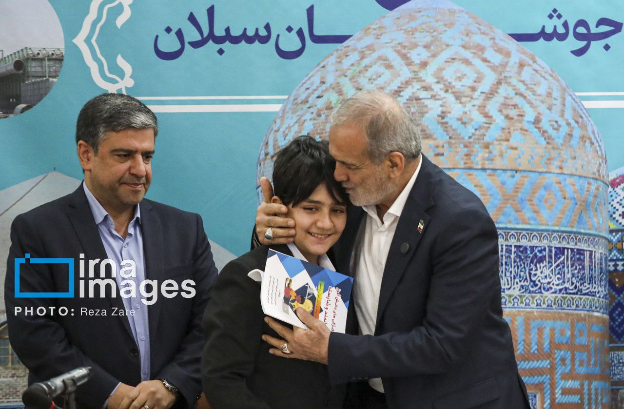  عکس/ ​​​​​​​سفر رئیس‌جمهور به استان اردبیل  