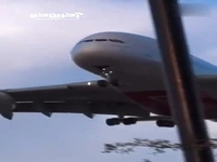 فرود زیبای هواپیمای A380 امارات در فرودگاه هیثرو لندن