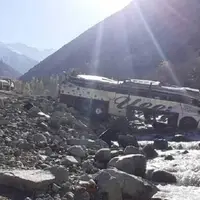 ۹ کشته در سقوط مینی‌بوس به دره‌ای در شمال افغانستان