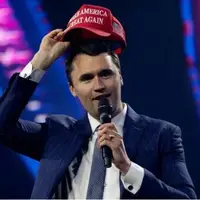 آیا ترور متحد ترامپ آتش جنگ داخلی را در آمریکا شعله ور می کند؟