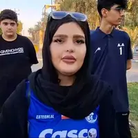 مصاحبه با هواداران استقلال در اهواز در اطراف هتل محل اقامت بازیکنان