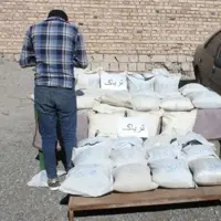 فرار ناموفق خودرو پژو حامل تریاک در شهرضا