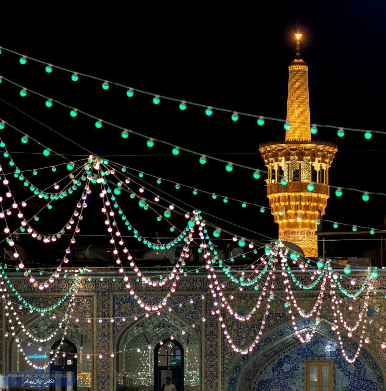 تصاویری زیبا از حرم مطهر رضوی 